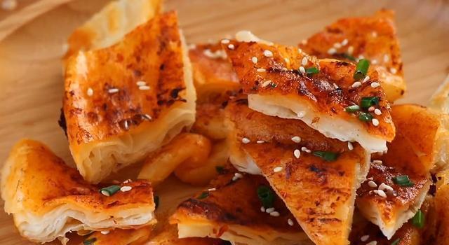 酱香|酱香饼,千层酥脆,酱香浓郁,香辣可口,比买的还好吃