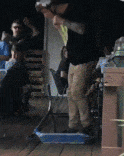  搞笑|搞笑GIF：护士姐姐你下手轻点，我怕疼