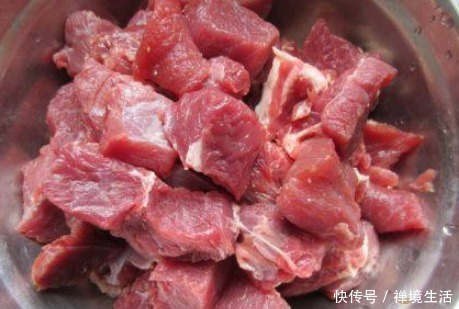 炖煮|炖牛肉时，用“它”代替水炖煮，牛肉嫩滑香醇，更软烂更入味