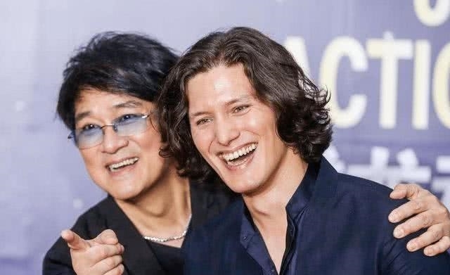 精灵|拥有父母高颜值混血星二代,周杰伦女儿似精灵,周华健儿子不像他