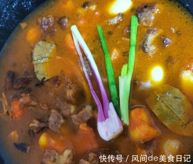 汤汁|西红柿烧牛腩,软烂入味,汤汁浓郁,太香了
