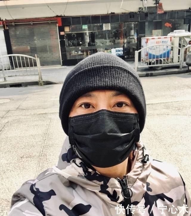 去世|今晚80后脱口秀段子手赖宝去世,死因曝光:突发心梗