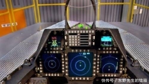民航|为什么战斗机飞行员必须“戴面罩”,而民航却不用?这其中有什么不一样的?