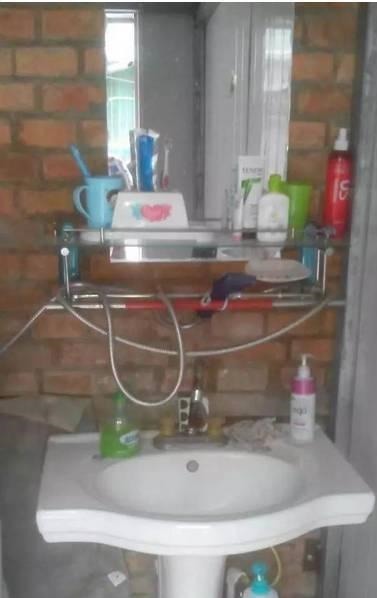 老家|第一次去男方农村老家,看到这样的房子,我真有点后悔认识他了