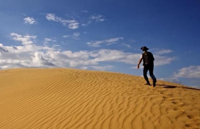 很穷|当你很穷还被人看不起的时候,记住这四句话