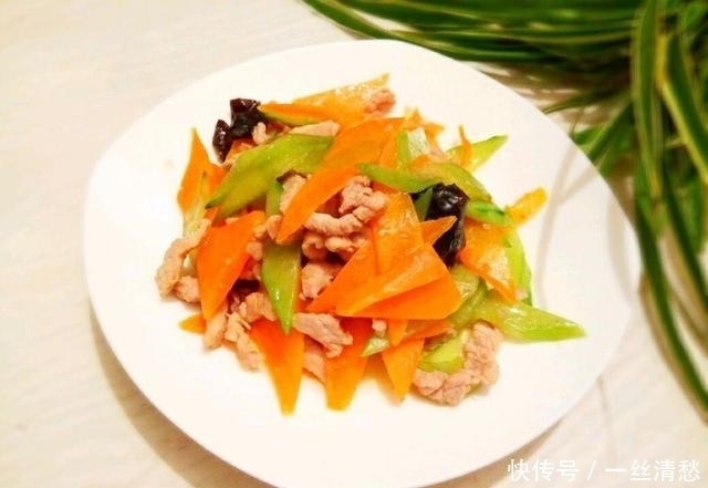 家常菜|不要说简单的菜肴不好吃,此道家常菜朴实简单,却另有滋味