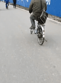  还要|搞笑GIF：拍完电影，这些尸体还要吗，不要就拿走了