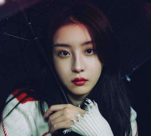 霸气|THE9成员赵小棠穿搭汇总,私服穿搭衣品吸睛,一张冷漠脸霸气十足