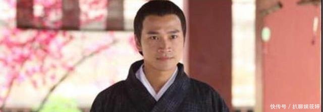 离去|皇帝请丞相吃饭却不给筷子,丞相吃完后离去,皇帝说:此人不能留