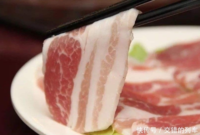 员工|火锅店离职老员工透露:看准这4种食材,老板气得直“脸通红”