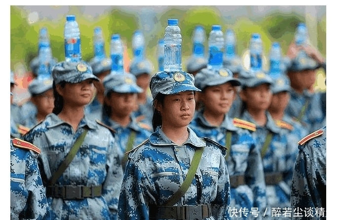 捧腹大笑|军训中的各种笑点,让人捧腹大笑,卤蛋头get到我的笑点了