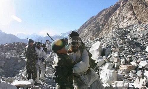 印军|印军山地师伙食如何?根本不像吹嘘的那样,饼干类的干果占大头