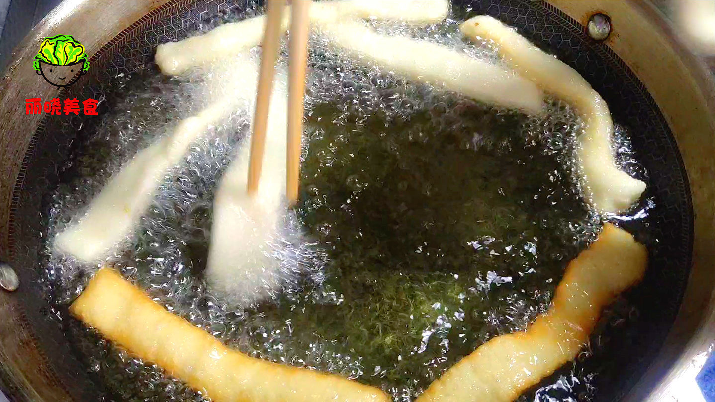 面团|家有糯米粉可以这样做,不蒸不煮不烙,酥脆可口,妥妥的懒人早餐