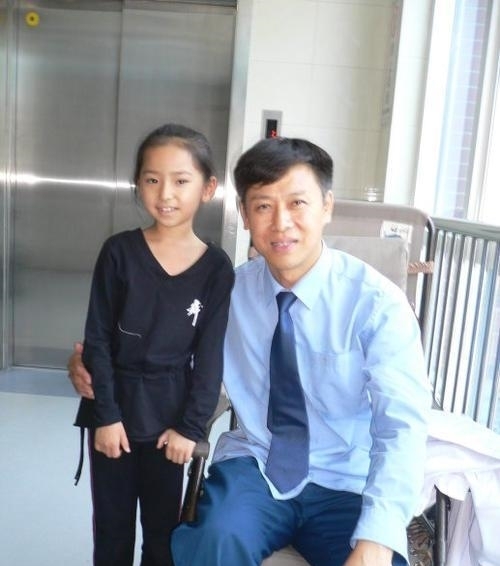  胡亚捷|胡亚捷与妻子3次离婚大战，为何不但没得逞反而还“割地赔款”？