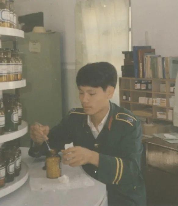 藏不住|藏不住了！法院人的军姿飒爽！