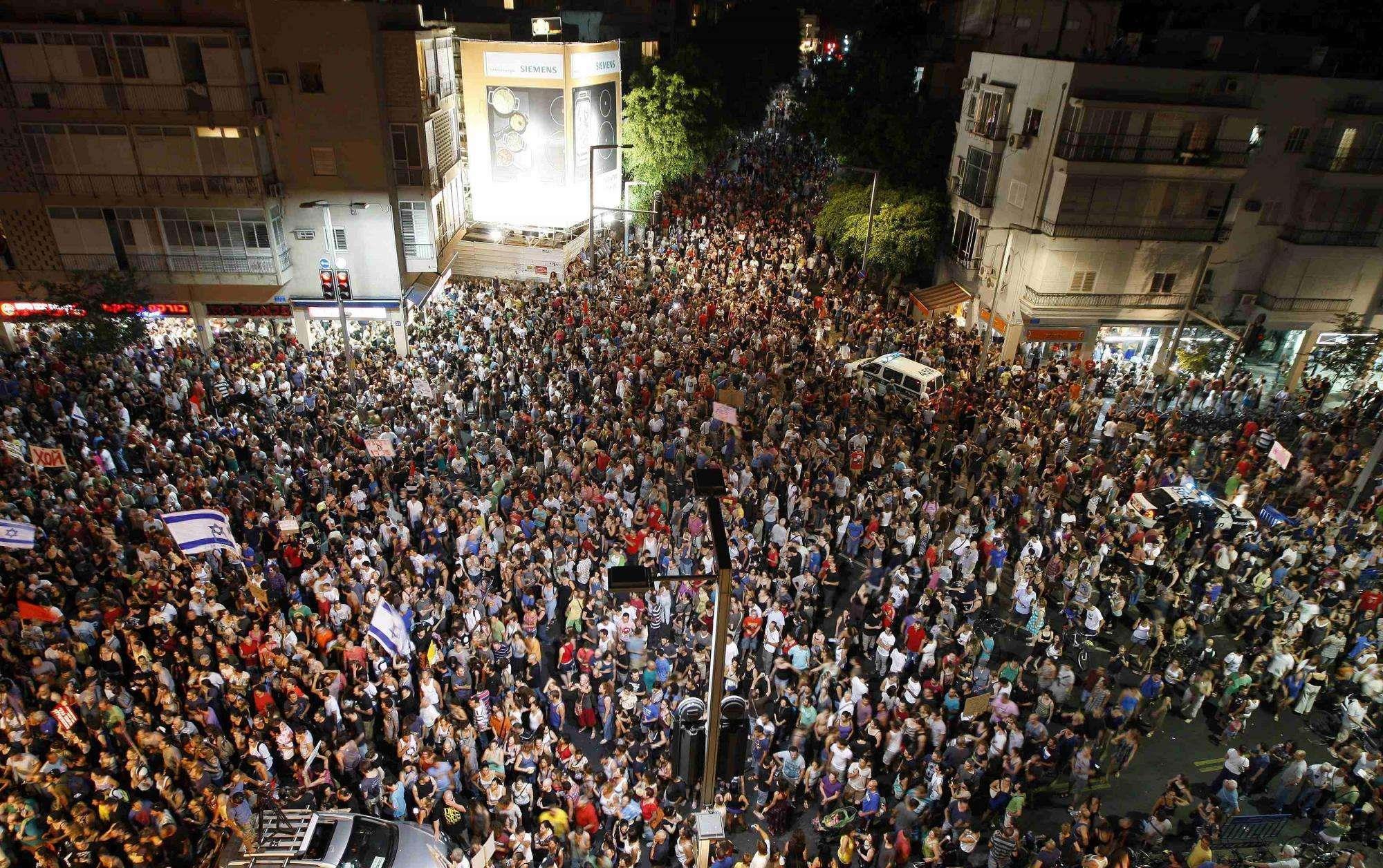 全国|16岁女孩被30人轮番性侵!直接惊动总理,作案细节让全国震怒