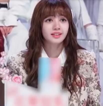 表情|Lisa节目上崩溃大哭,蔡徐坤一个表情瞬间哄好,是认真的吗