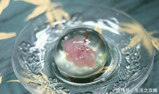 甜品的话|法国有马卡龙,日本有水信玄饼,中国有什么好吃的“国民甜品”