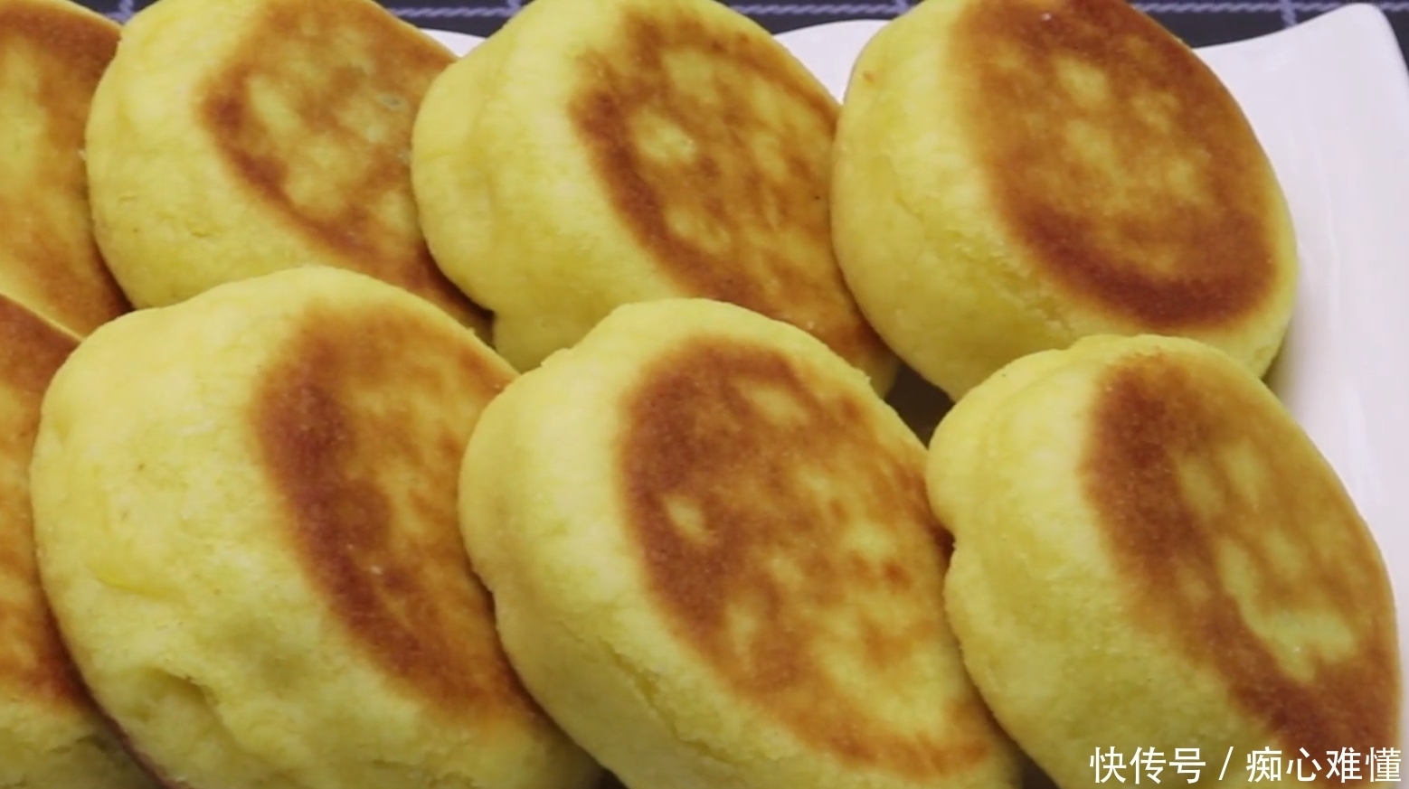香甜|一半面粉一半糯米粉,教你解馋新吃法,香甜软糯,一顿8个不够吃