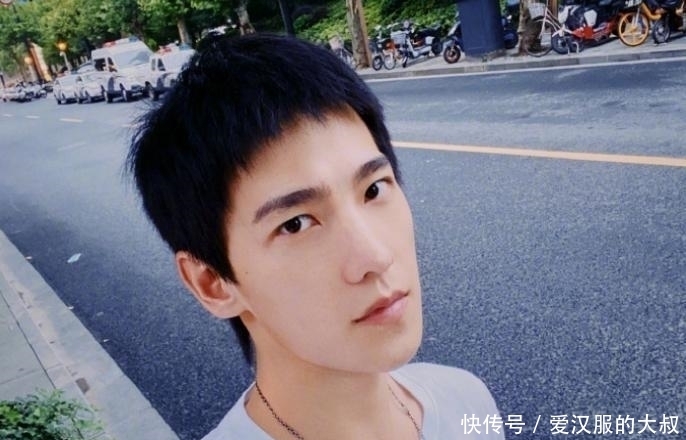 中生代偶像|“乔帮主”斗“叶修”,这档两代偶像交锋的节目,我迫不及待想看