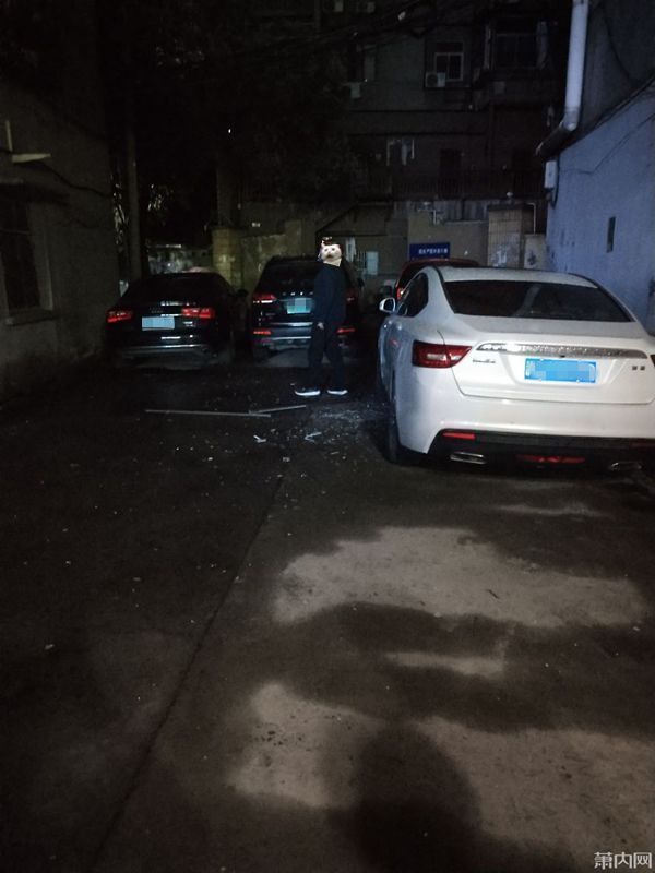  哆嗦|夜里发生的一幕! 小伙路过一看, 心里一阵哆嗦