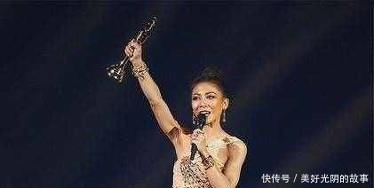 姚贝娜|她三年前被那英淘汰,现在已经和她平起平坐!