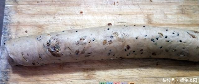 红糖馒头|白馒头吃腻了,换种新花样,香甜可口,蓬松柔软,比面包还好吃