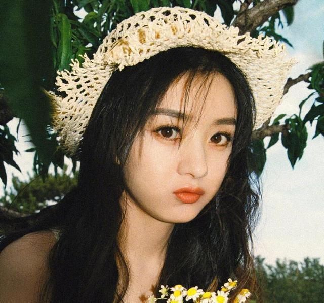 看着|《中餐厅》收官,赵丽颖素颜上镜,没想到看着比21岁杨超越还嫩