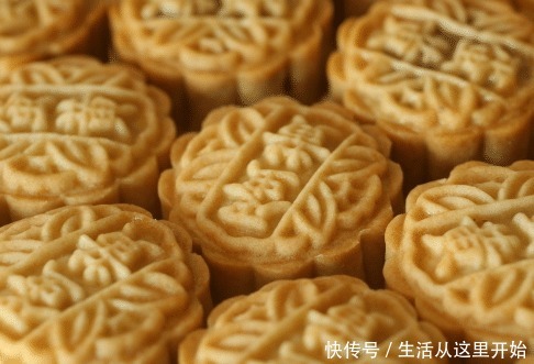 香甜可口|不用烤箱也能做月饼，做法简单，香甜可口，以后都不用买月饼了！