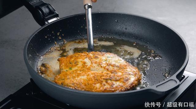  完美|鸡胸肉腌制后，香味与美味的完美结合，起司鸡胸肉佐白酒酱