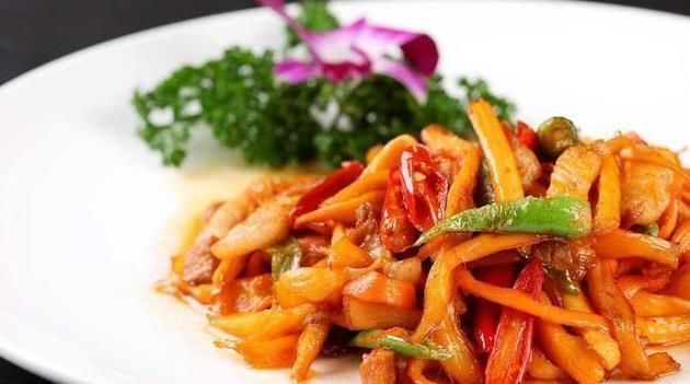 杏鲍菇|美食推荐酱烧肉,红烧鲅鱼段,油爆杏鲍菇的做法