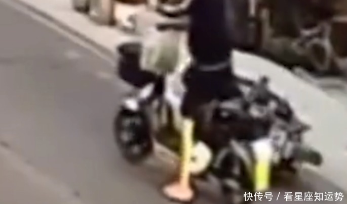 摔倒|扶不扶再次上线！女子好心搀扶摔倒老人反被讹监控还原事实真相
