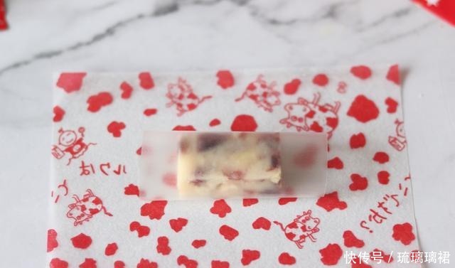 牛轧糖|自制年味糖果,料超足,吃腻了奶香牛轧糖,来试试这个口味吧