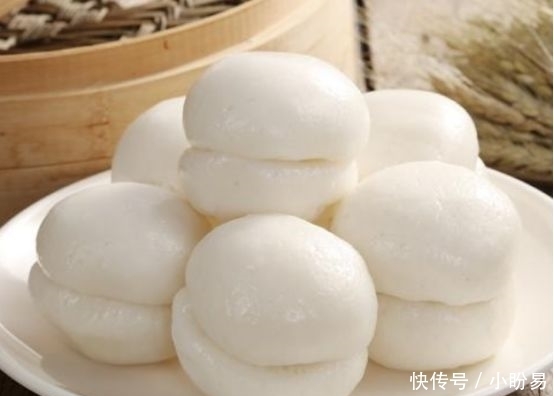 蛋糕|糯米粉和牛奶鸡蛋放一起,筷子搅一搅,蓬松香甜,比蛋糕好吃5倍