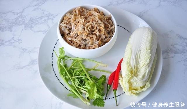 海鲜|秋天这小海鲜真便宜,一块钱做一大盘,吃起来又鲜又清爽