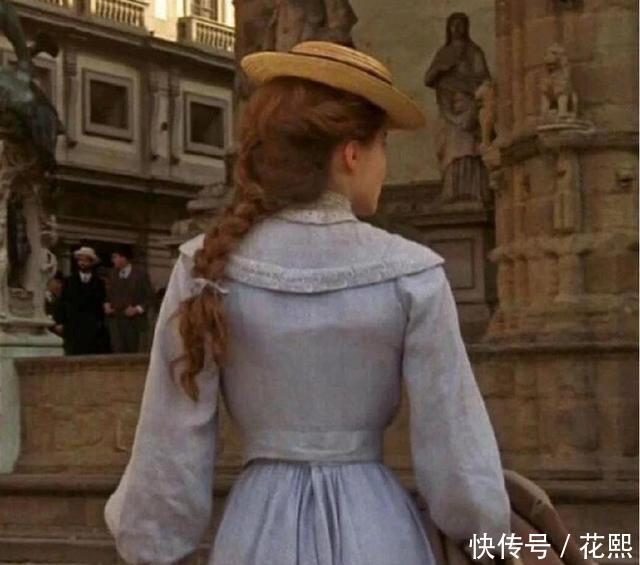 母亲|她九岁就告诉母亲，她要成为国王的情人，她用一款香水吸引了国王！