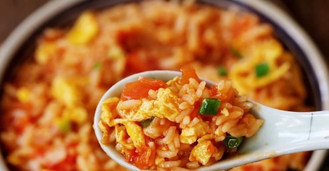 番茄|巨简单5分钟就搞定的西红柿鸡蛋饭,好吃到舔盘