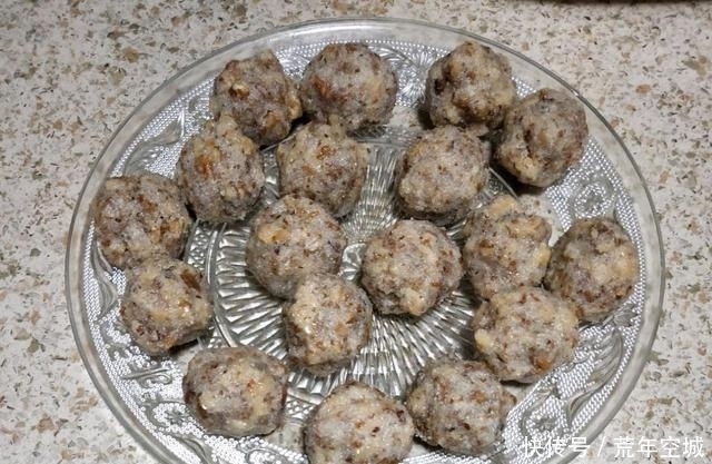 令人|独具风味的核桃面包,外观与口感都令人感叹,连吃5天都不够