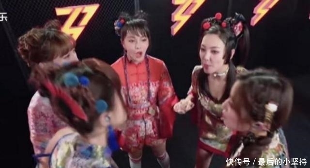 姐姐|《乘风破浪的姐姐》三公金莎失误,扇子掉地上,小组成倒数第一!