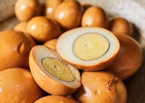 泡面|让外国人上瘾的4种中国零食，一吃根本停不下来，优越感爆棚