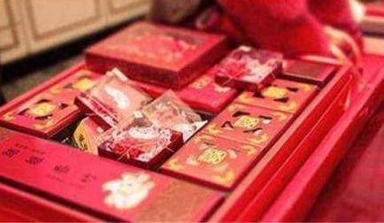 愈演愈烈|万紫千红一片绿，一动不动”，天价彩礼愈演愈烈，别让传统变味