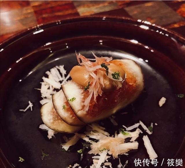 遵守|人均3000的日料店,到店消费还要遵守三个“条款”,何来的底气?