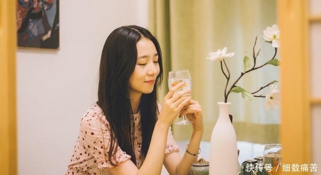 相亲|34岁剩女嘲笑相亲男：饭钱三百还要AA制？男子几句话让她脸红