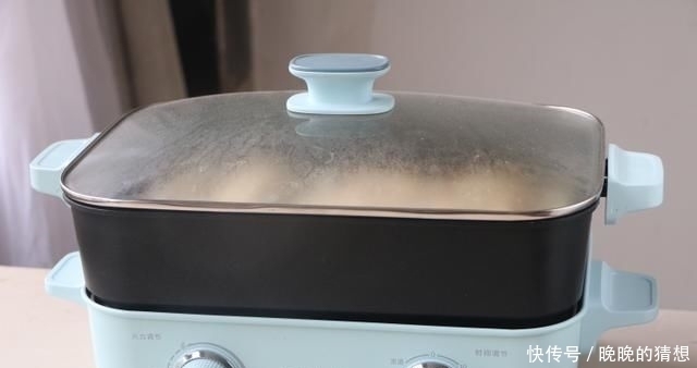 吃光|天热别蒸包子,教你懒人吃法,卷一卷8分钟出锅,早餐上桌准吃光