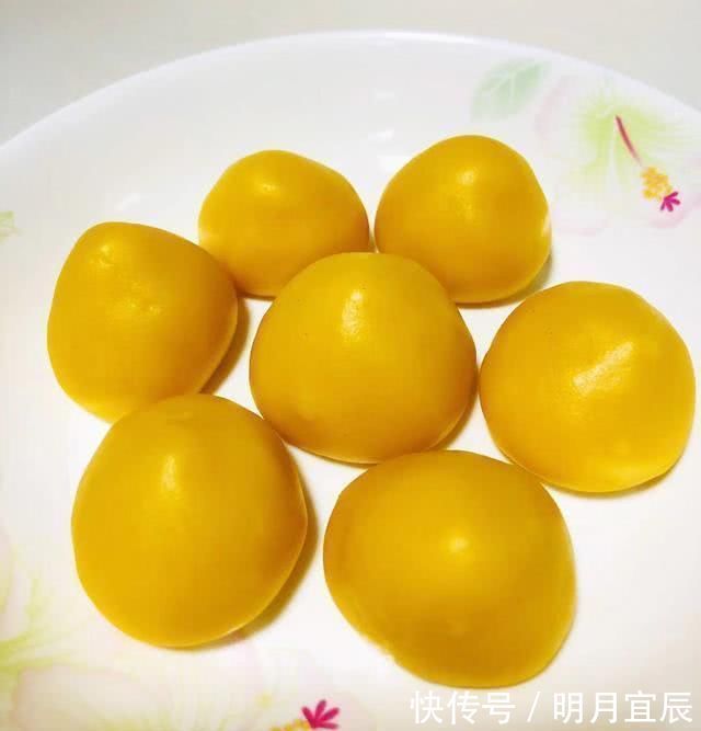  面粉|不用面粉，不用发酵，玉米面窝窝头，软香可口，放到明天也不发硬