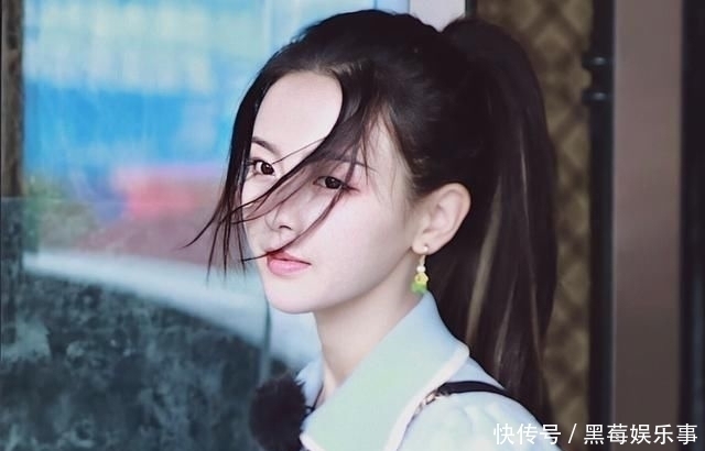 杨超越|《中餐厅》放大招,王俊凯回归不算啥,飞行嘉宾全是顶级流量