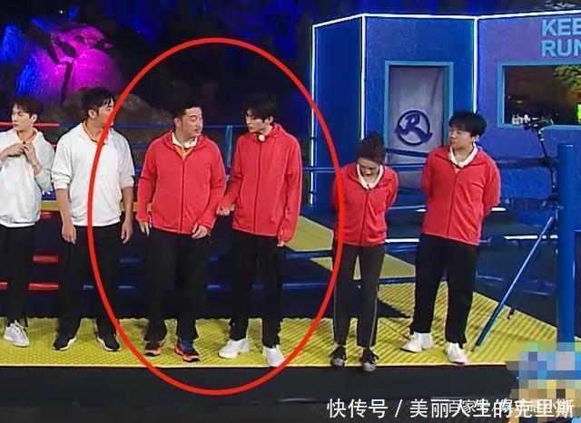 外套|有种“优越”叫蔡徐坤,《奔跑吧》发红色外套,他却穿成了定制款