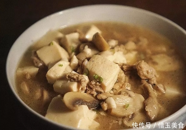 鲜香|大叔家的下饭菜:蘑菇肉丝豆腐,做法简单,鲜香滑嫩,家人爱吃!