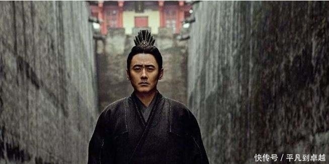 八大|三国八大谋士排名, 凤雏卧龙不算什么, 他可以一敌八