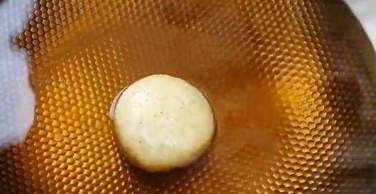  面团|香喷喷的芝麻球，又甜又软的糯米，赶快去做吧